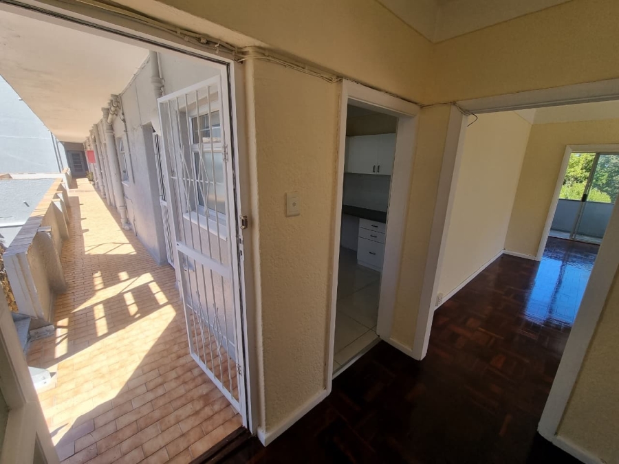 To Let 1 Bedroom Property for Rent in Camps Bay Western Cape